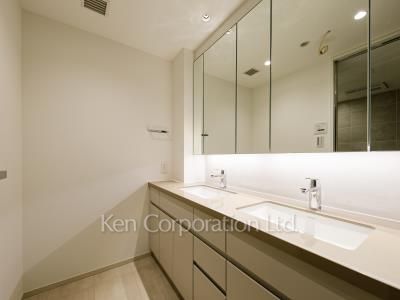 愛宕グリーンヒルズフォレストタワーの写真 パウダールーム ※17階の同じ間取タイプを撮影。仕様が異なることがあります。