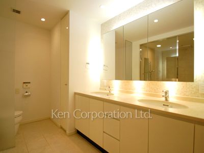 パウダールーム