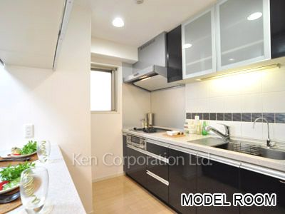 キッチン ※6階の同じ間取タイプを撮影。仕様が異なることがあります。