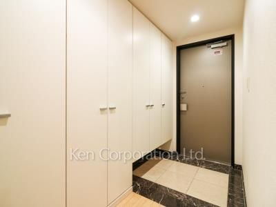 パークタワー芝浦ベイワード アーバンウイングの写真 玄関 ※11階の同じ間取タイプを撮影。仕様が異なることがあります。