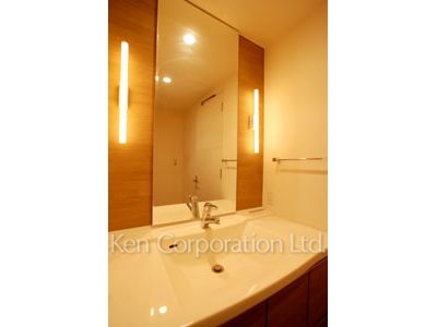 パウダールーム ※11階の同じ間取タイプを撮影。仕様が異なることがあります。