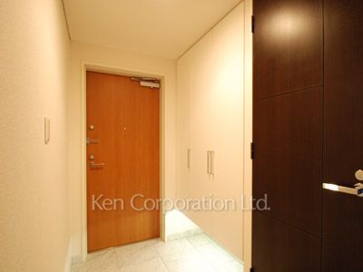 ParkAxis白金台の写真 玄関 ※10階の同じ間取タイプを撮影。仕様が異なることがあります。