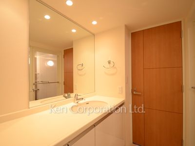 ParkAxis白金台の写真 パウダールーム ※6階の同じ間取タイプを撮影。仕様が異なることがあります。