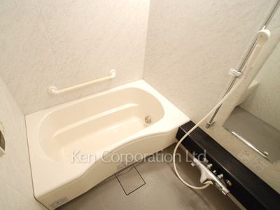 カスタリア茅場町の写真 バスルーム ※6階の同じ間取タイプを撮影。仕様が異なることがあります。