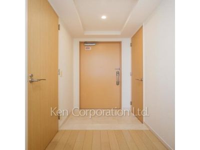 白金タワーの写真 玄関 ※写真・画像は実際と異なる場合がございます。部屋写真は同一タイプのものです。（ただし、画像中にタイプ名の記載がある場合はその記載内容を優先します。）