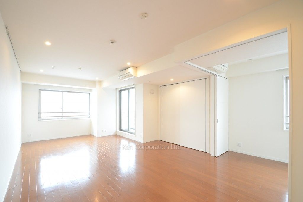 代官山プラザの写真 リビングダイニング ※12階の同じ間取タイプを撮影。仕様が異なることがあります。