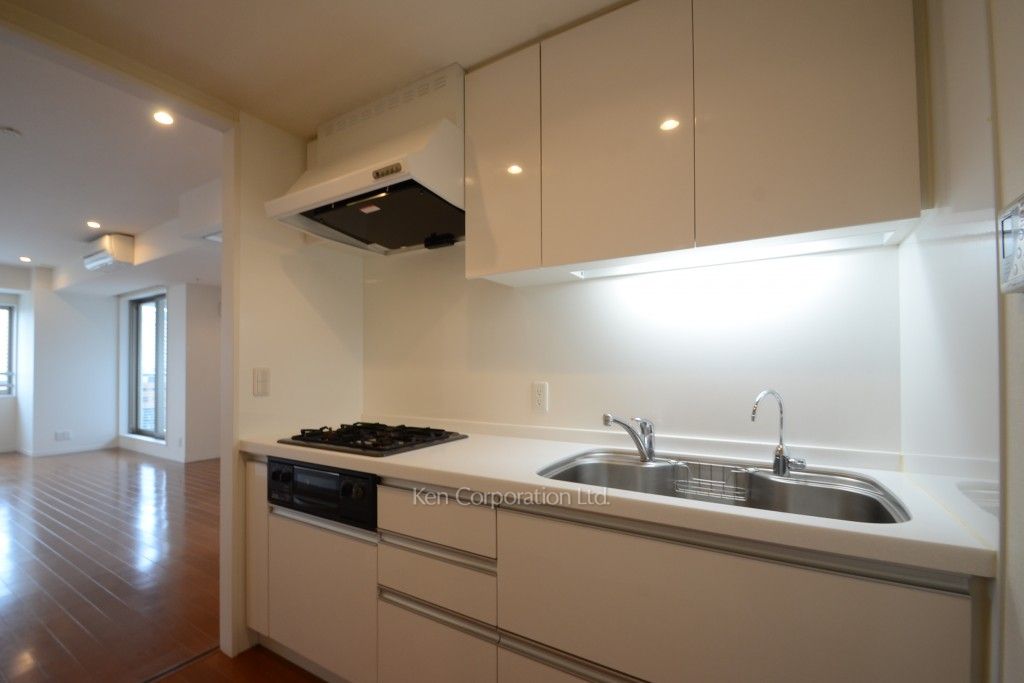 代官山プラザの写真 キッチン ※12階の同じ間取タイプを撮影。仕様が異なることがあります。