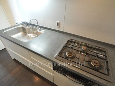 代官山プラザの写真 キッチン ※4階の同じ間取タイプを撮影。仕様が異なることがあります。