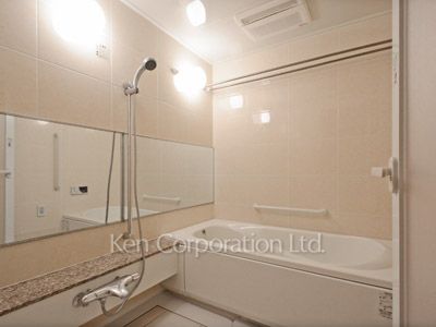 代官山プラザの写真 バスルーム ※13階の同じ間取タイプを撮影。仕様が異なることがあります。