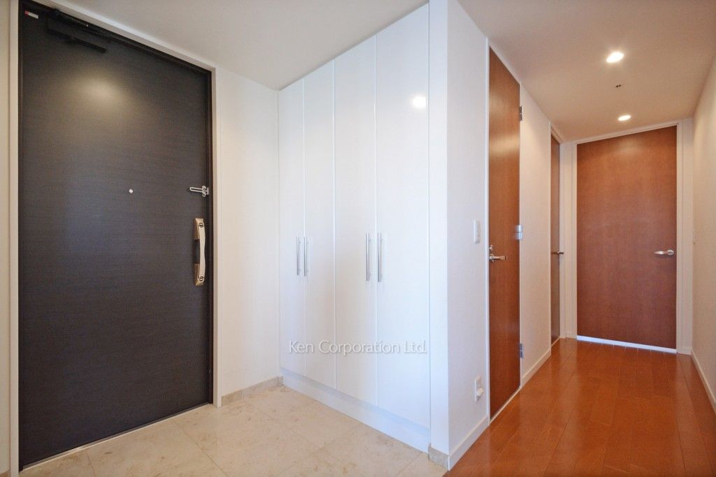 代官山プラザの写真 玄関 ※13階の同じ間取タイプを撮影。仕様が異なることがあります。