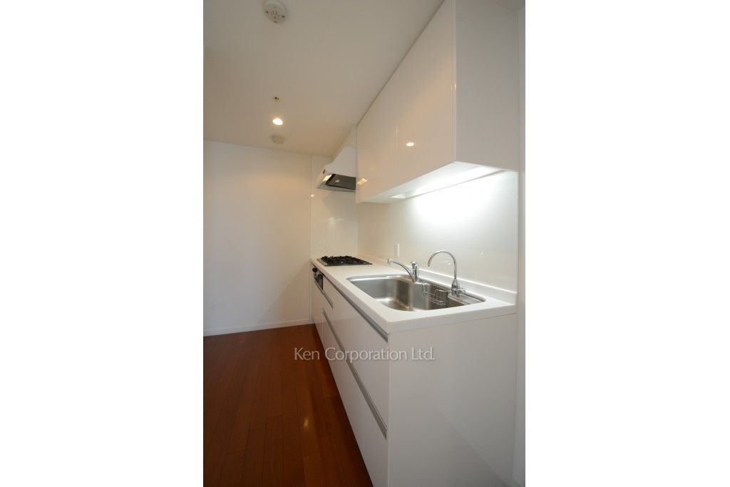 代官山プラザの写真 キッチン ※8階の同じ間取タイプを撮影。仕様が異なることがあります。