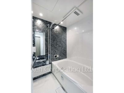 バスルーム ※写真・画像は実際と異なる場合がございます。部屋写真は同一タイプのものです。（ただし、画像中にタイプ名の記載がある場合はその記載内容を優先します。）