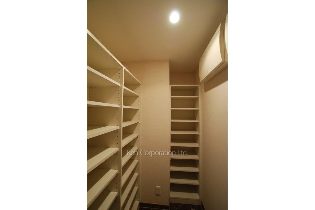 高輪ザ・レジデンスの写真 シューズインクローゼット