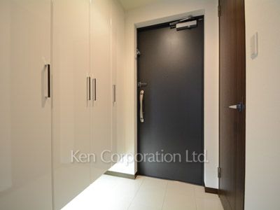 コンフォリア田町の写真 玄関