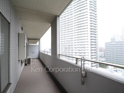 コンフォリア田町の写真 バルコニー