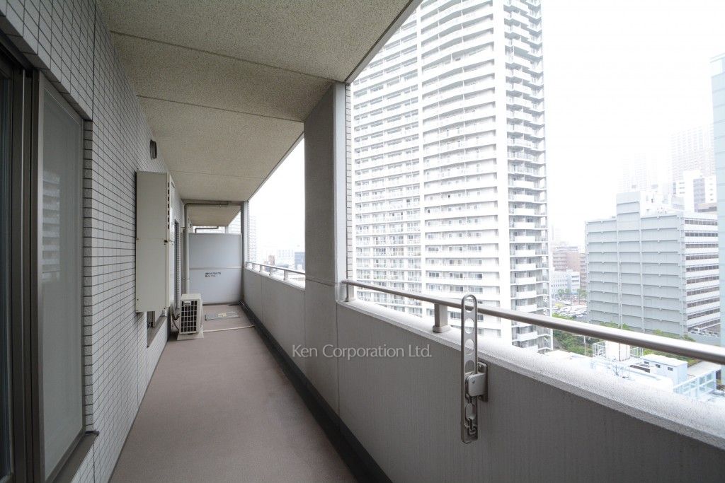 コンフォリア田町の写真 バルコニー