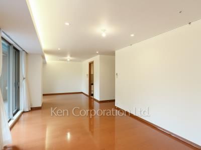 麻布第一マンションズの写真 居室（LDなど）