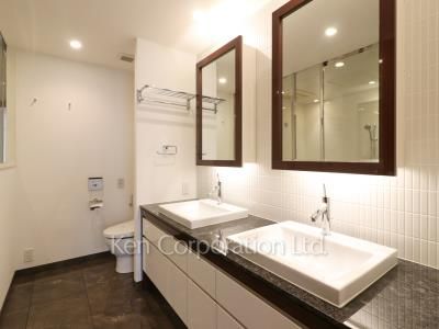 パウダールーム