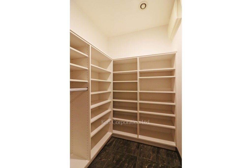 麻布第一マンションズの写真 シューズインクローゼット