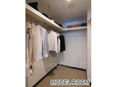 麻布第一マンションズの写真 ウォークインクローゼット　※MODEL ROOM