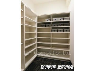 麻布第一マンションズの写真 シューズインクローゼット　※MODEL ROOM