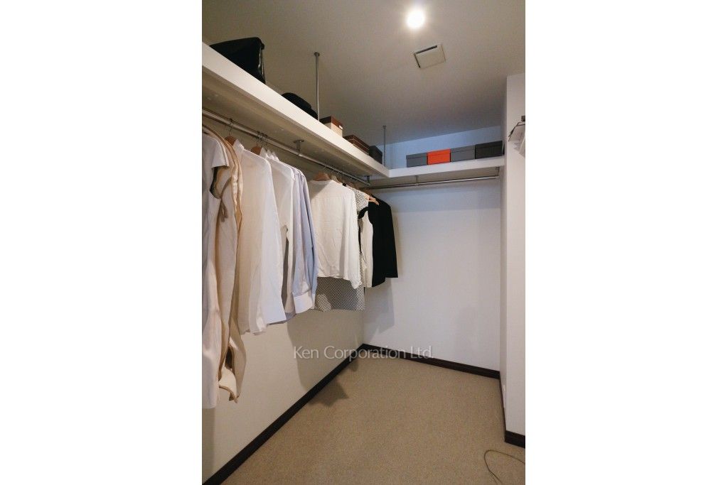 麻布第一マンションズの写真 ウォークインクローゼット　※MODEL ROOM