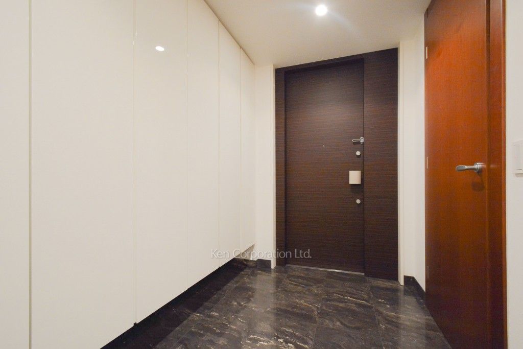 麻布第一マンションズの写真 玄関 ※1階の同じ間取タイプを撮影。仕様が異なることがあります。