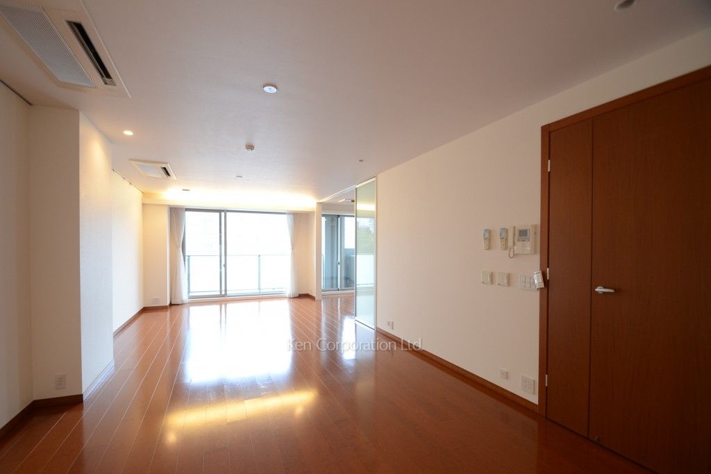 麻布第一マンションズの写真 居室（LDなど）