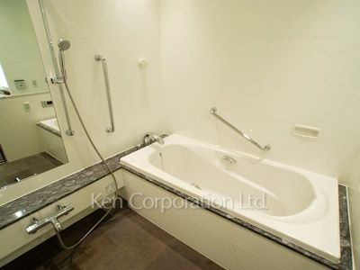 麻布第一マンションズの写真 バスルーム ※5階の同じ間取タイプを撮影。仕様が異なることがあります。