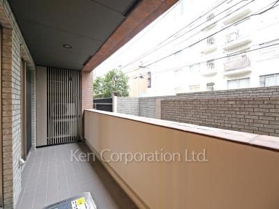 麻布第一マンションズの写真 バルコニー