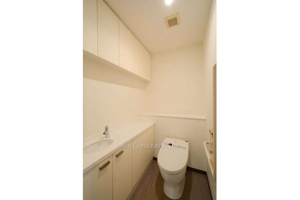 トイレ（18階・2LDK）  ※写真の無断転載禁止