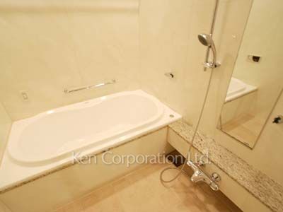 ラトリエ赤坂の写真 バスルーム ※4階の同じ間取タイプを撮影。仕様が異なることがあります。