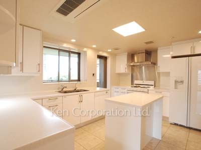 ラトリエ赤坂の写真 キッチン ※4階の同じ間取タイプを撮影。仕様が異なることがあります。