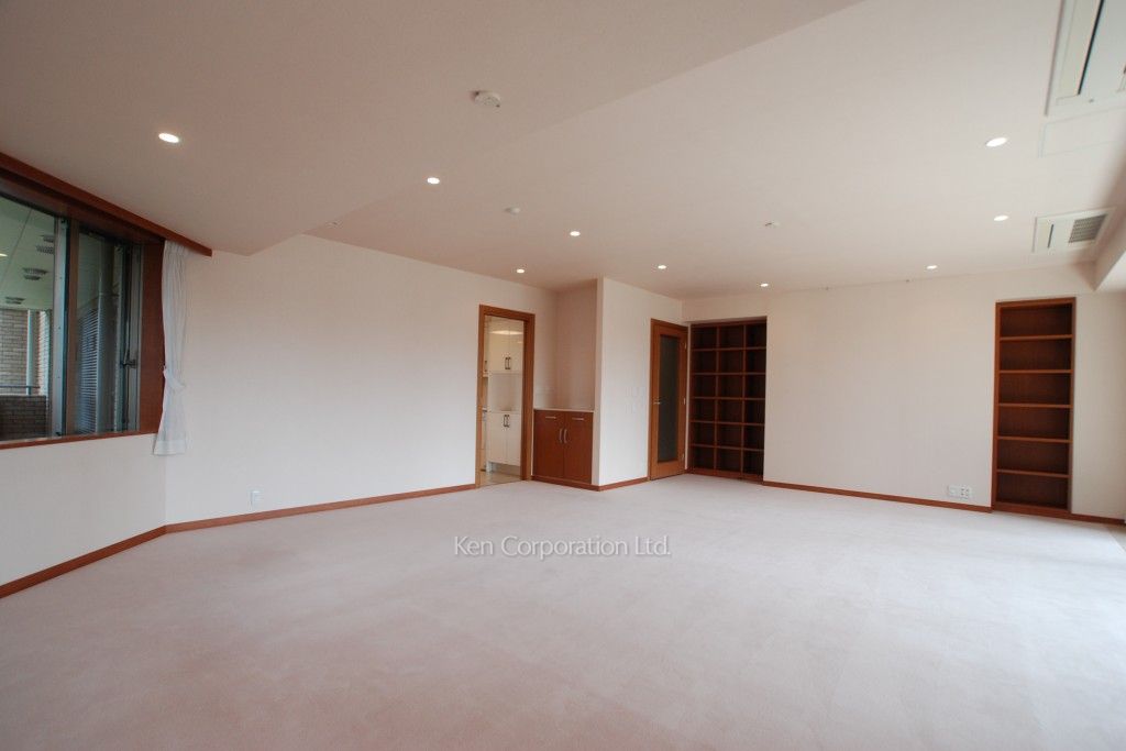 ラトリエ赤坂の写真 居室（LDなど） ※4階の同じ間取タイプを撮影。仕様が異なることがあります。