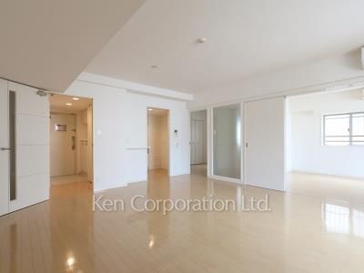 レジディア築地の写真 居室（LDなど） ※8階の同じ間取タイプを撮影。仕様が異なることがあります。