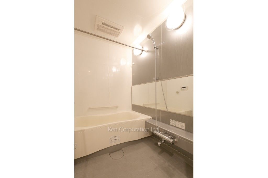 レジディア築地の写真 バスルーム ※8階の同じ間取タイプを撮影。仕様が異なることがあります。