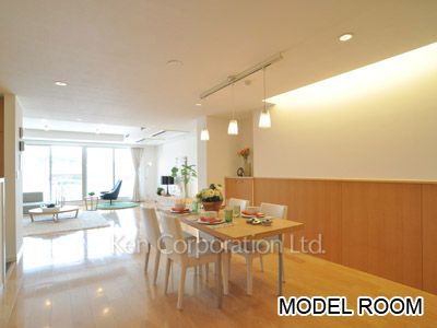 広尾ヒルトップガーデンズの写真 リビングダイニング