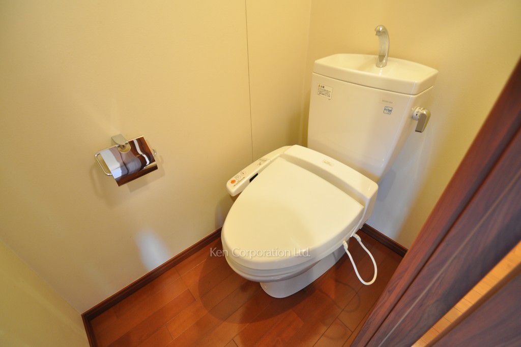 トイレ ※4階の同じ間取タイプを撮影。仕様が異なることがあります。（6階・2LDK）  ※写真の無断転載禁止