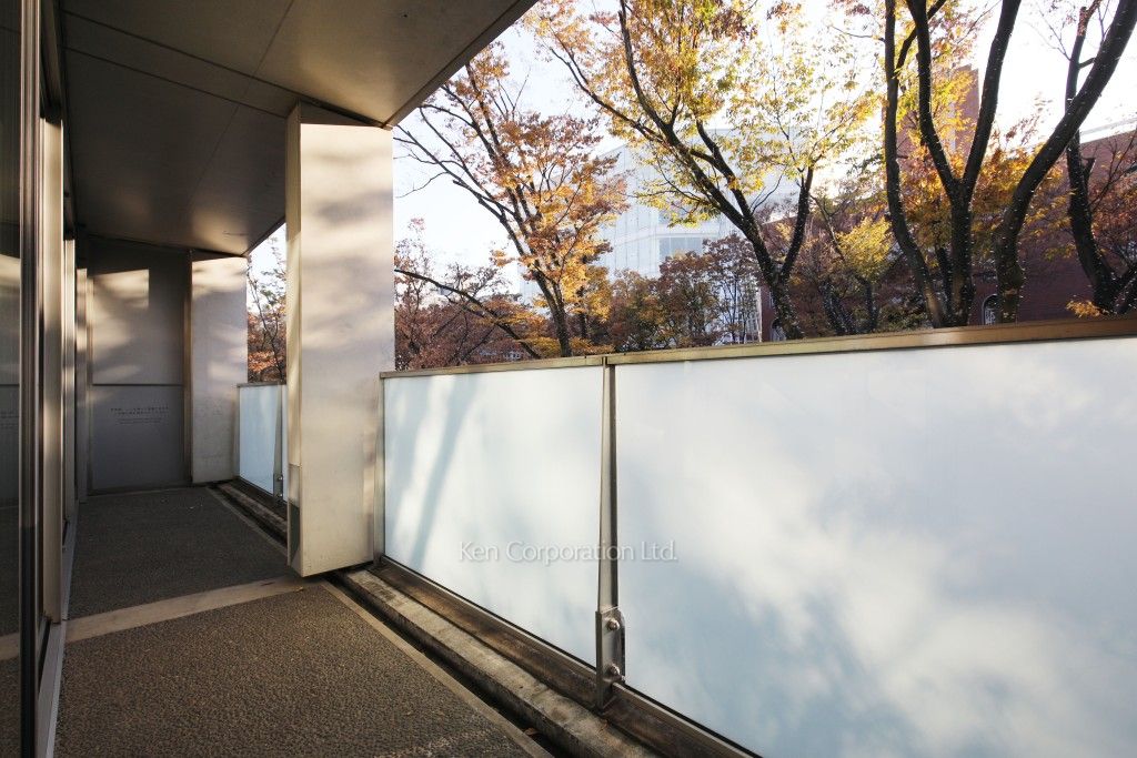 表参道ヒルズゼルコバテラスの写真 バルコニー