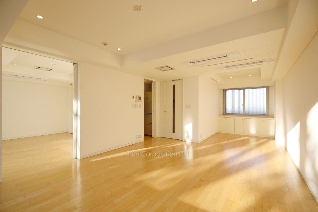 表参道ヒルズゼルコバテラスの写真 居室（LDなど）