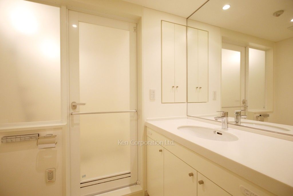 表参道ヒルズゼルコバテラスの写真 パウダールーム