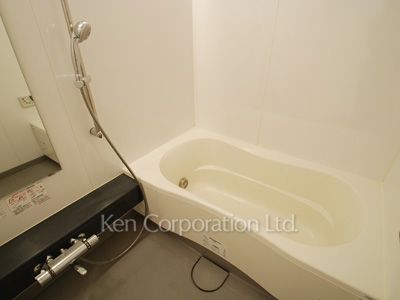 カスタリア東日本橋の写真 バスルーム ※5階の同じ間取タイプを撮影。仕様が異なることがあります。