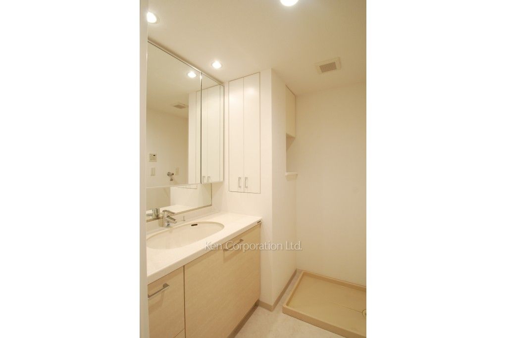 カスタリア東日本橋の写真 パウダールーム ※5階の同じ間取タイプを撮影。仕様が異なることがあります。