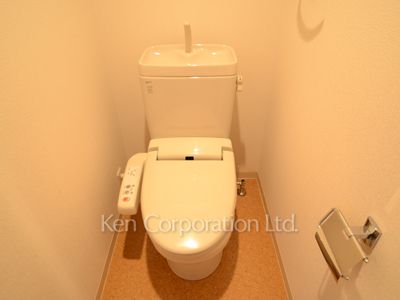 トイレ ※2階の同じ間取タイプを撮影。仕様が異なることがあります。