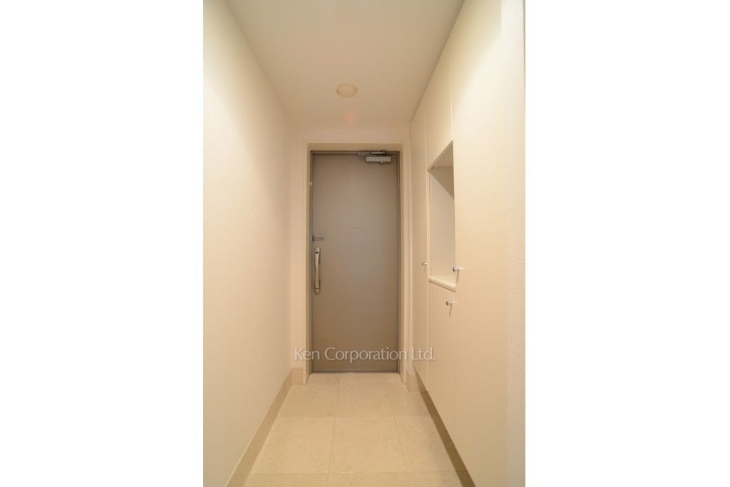 カスタリア東日本橋の写真 玄関 ※2階の同じ間取タイプを撮影。仕様が異なることがあります。