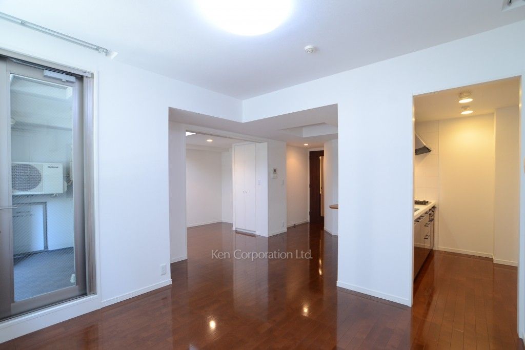 カスタリア東日本橋の写真 リビングダイニング ※2階の同じ間取タイプを撮影。仕様が異なることがあります。