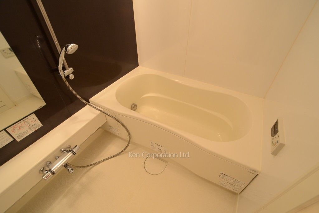 カスタリア東日本橋の写真 バスルーム ※2階の同じ間取タイプを撮影。仕様が異なることがあります。