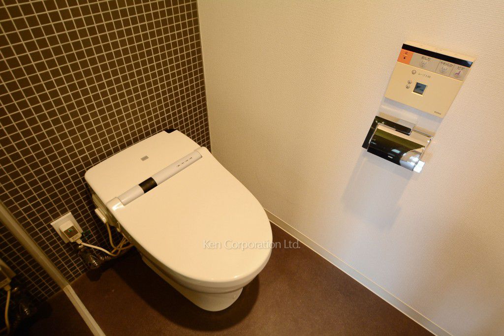 トイレ ※13階の同じ間取タイプを撮影。仕様が異なることがあります。（7階・1LDK）  ※写真の無断転載禁止
