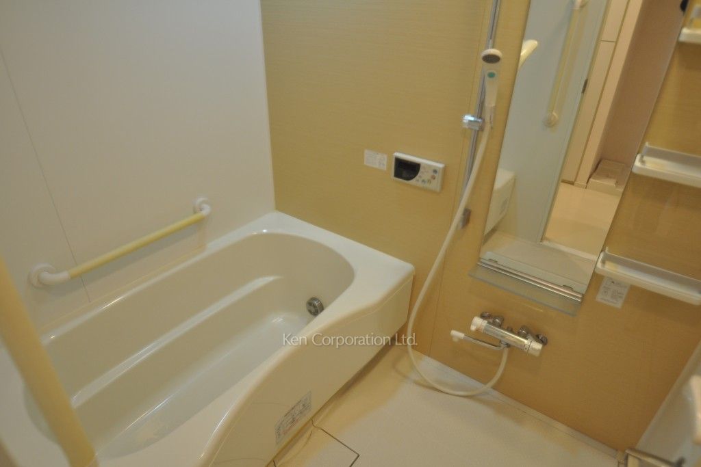 コンフォリア芝浦バウハウスの写真 バスルーム ※4階の同じ間取タイプを撮影。仕様が異なることがあります。