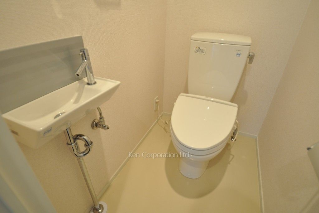 コンフォリア芝浦バウハウスの写真 トイレ ※4階の同じ間取タイプを撮影。仕様が異なることがあります。